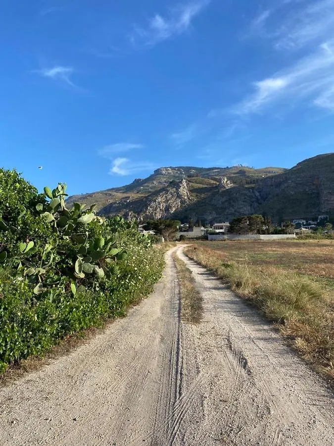 Appartamento La Casa del Gelso Tonnara di Bonagia Italia