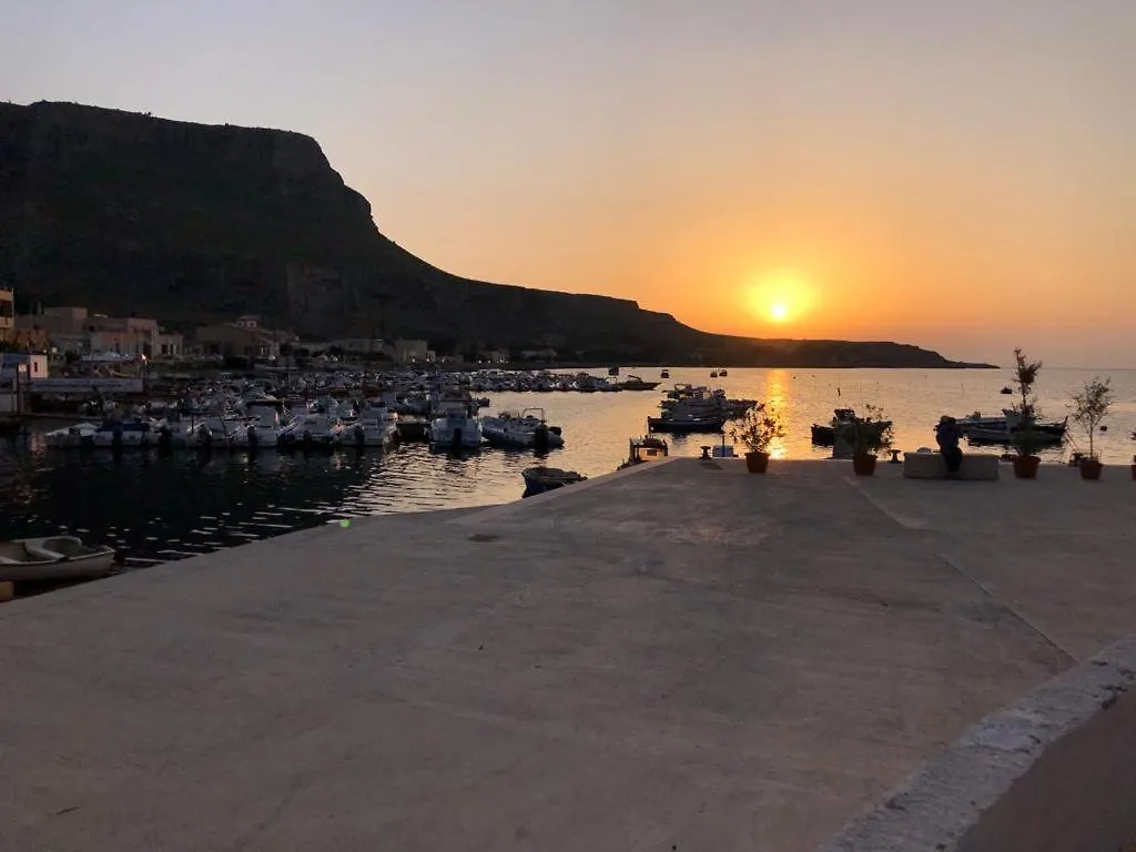 Appartamento La Casa del Gelso Tonnara di Bonagia